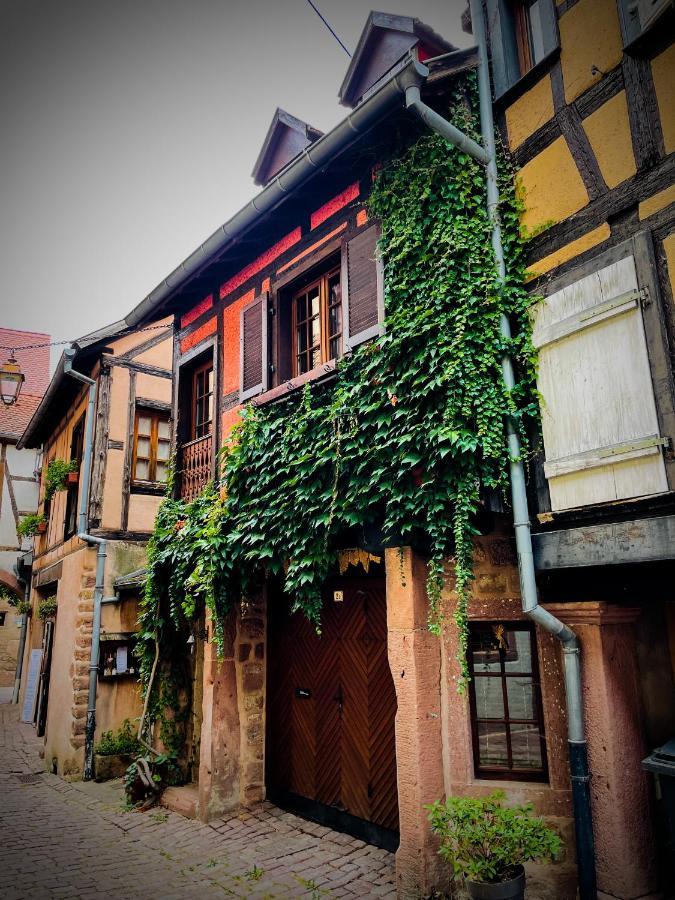 La Maison Rouge Au Coeur De La Ville. Riquewihr Luaran gambar