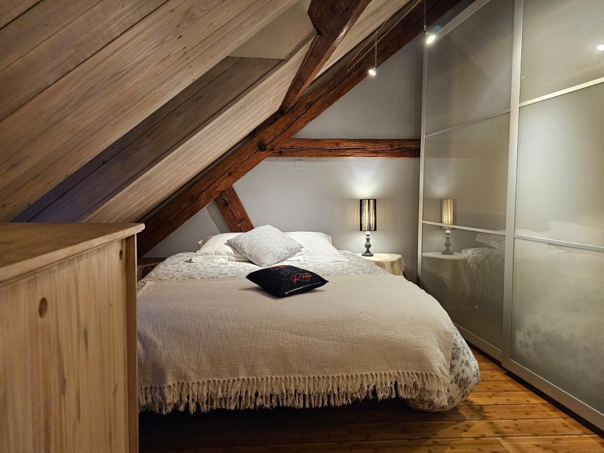 La Maison Rouge Au Coeur De La Ville. Riquewihr Luaran gambar